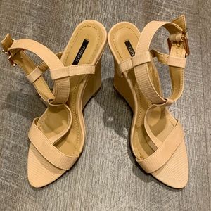 Tan Wedges